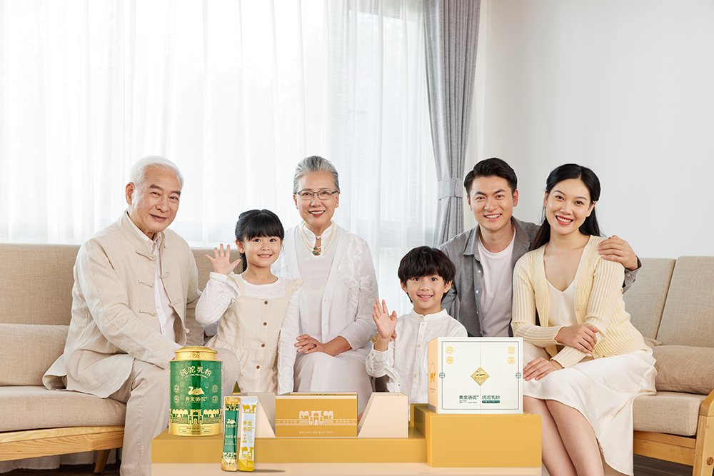 “黄金骆驼+”纯驼乳粉 | 稀缺乳品匠心造，这款驼奶不简朴！